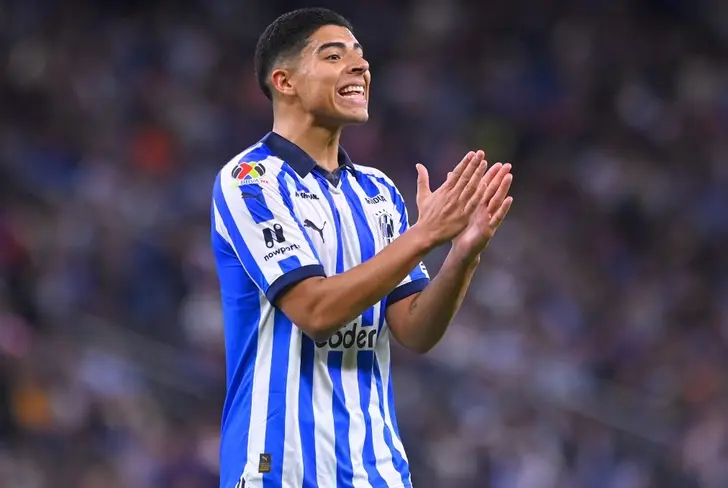 Vuelve el zaguero de Rayados - Foto: Imago