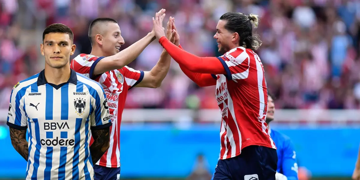 Brandon con jugadores de Chivas/FOTO: Rayados
