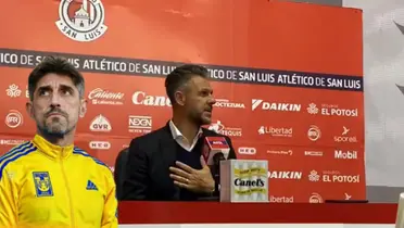 Demichelis en conferencia y Paunovic/FOTO: X Sancadilla