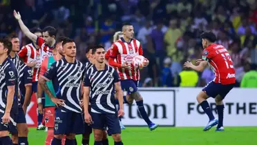 Jugadores de Chivas y Rayados/FOTO: Fútbol Total