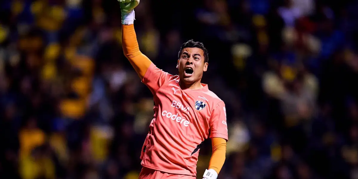 Luis Cardenas podría haber ganado el puesto de titular / @Rayados