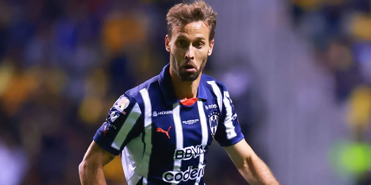 Ni en vacaciones descansa el español de Rayados / Foto: Getty Images