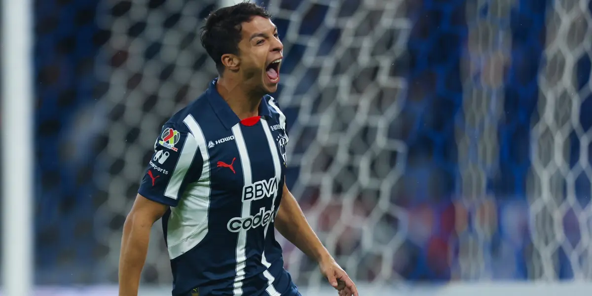 Óliver marcó dos goles / @Rayados