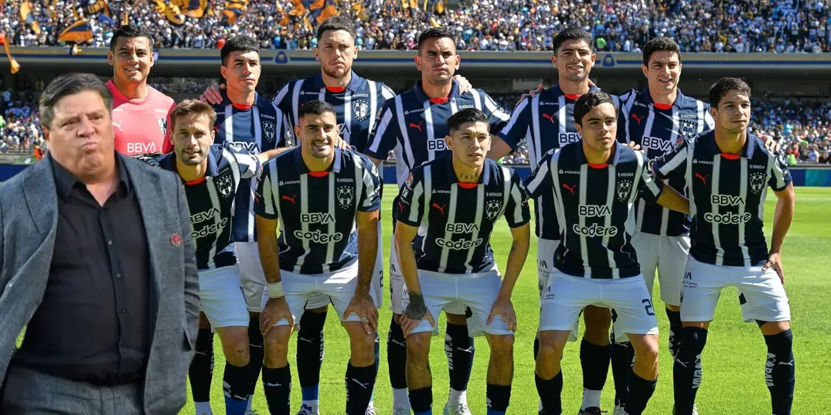 Piojo con jugadores de Rayados/FOTO: Esto