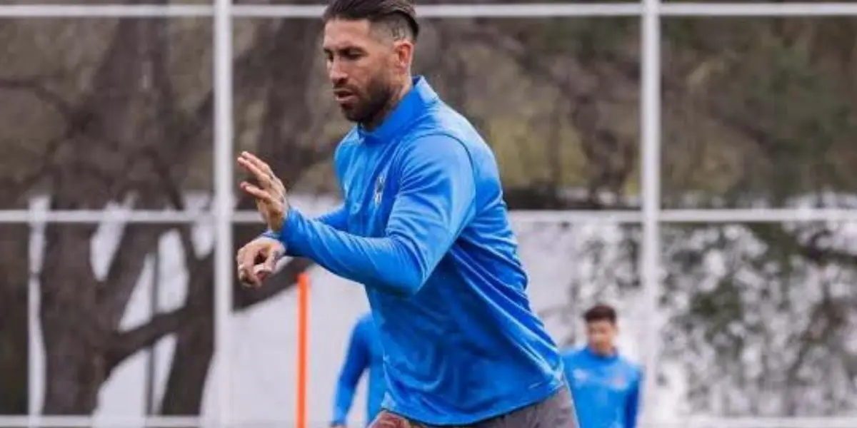 Sergio Ramos ya está listo para debutar con Rayados y además lo haría como titular y capitán | Foto: @rayados