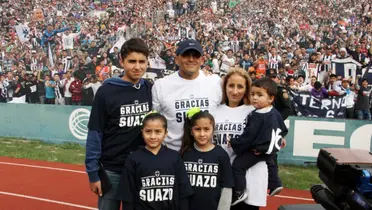 Suazo con su familia en el Tecnológico / Foto: Rayados