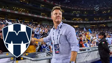 Tato Noriega y afición de Rayados/FOTO: Esto