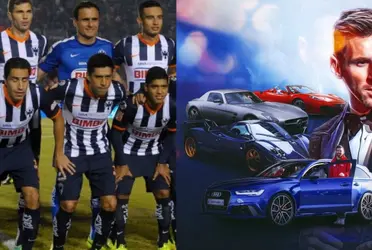 Un ídolo de la afición regia usa un coche de lujo para llegar a los entrenamientos.