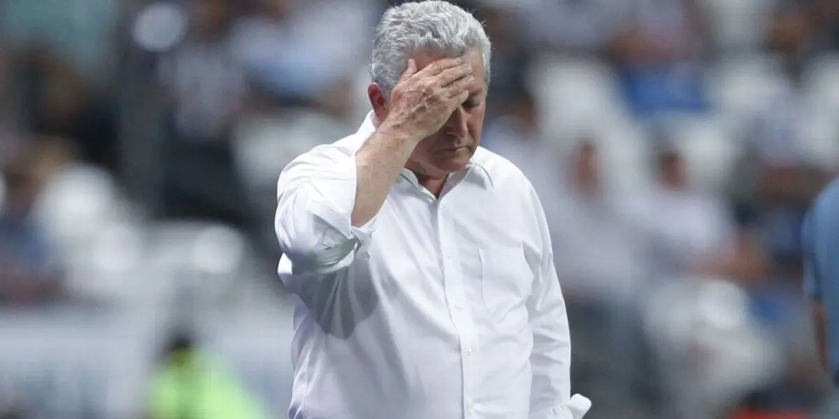 Vucetich tendrá un gran problema para enfrentar a Chivas. el equipo que lo corrió de fea manera